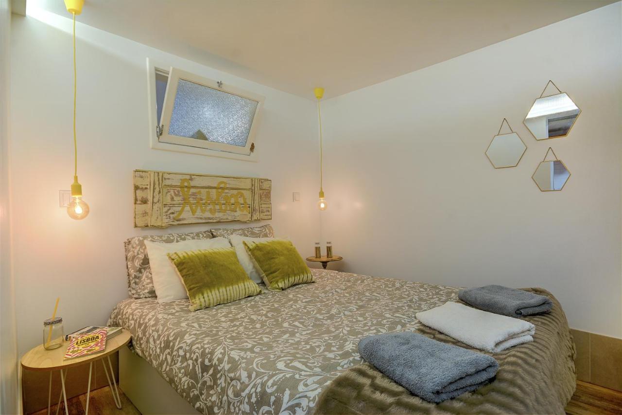 Traditional Apartment With A Terrace, Ac And Fast Internet リスボン エクステリア 写真