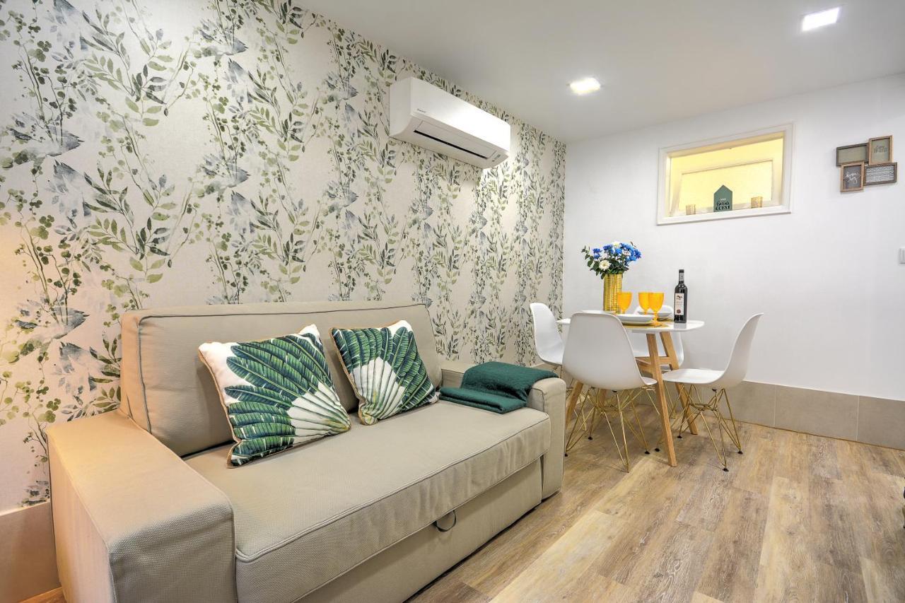 Traditional Apartment With A Terrace, Ac And Fast Internet リスボン エクステリア 写真